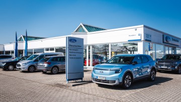 Autowelt.Ebert übernimmt Autohaus Deutschler