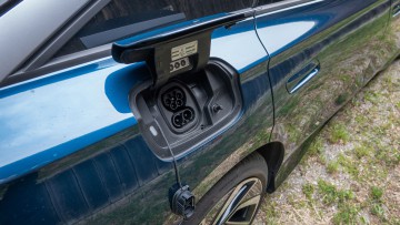 VW ID.7 Pro Ladeklappe rechts hinten