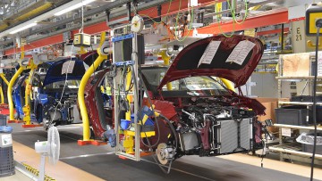 Autoindustrie; Automobilproduktion; Fabrik; Autohersteller; Band; Werk