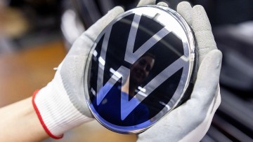 VW-Logo-Produktion