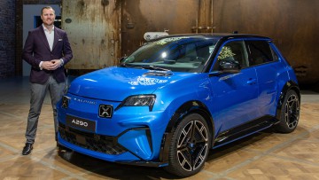 Alpine, Max Müller