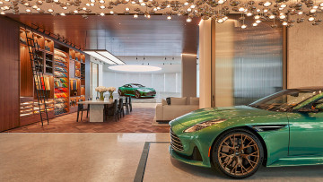 Aston Martin "Q New York"