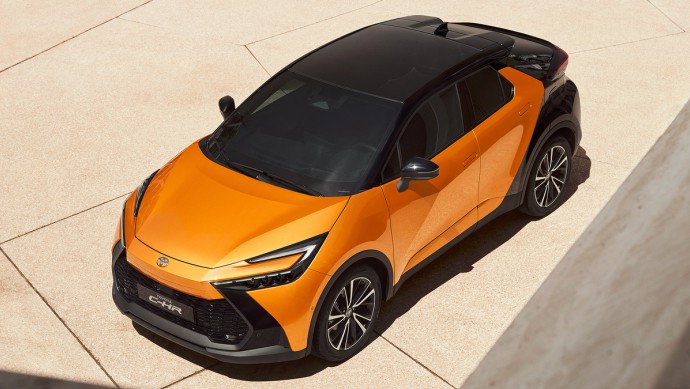 Toyota C-HR (2024) Toyota C-HR 2024